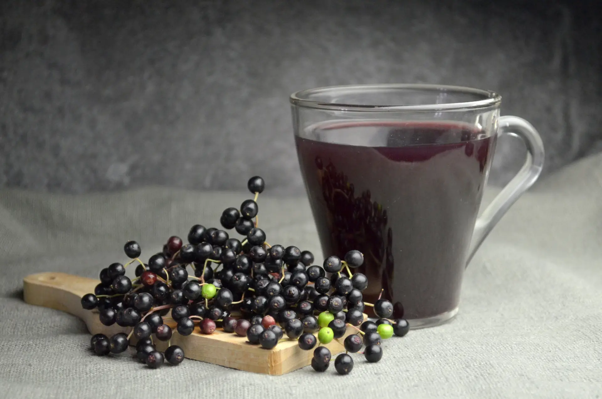 Elderberries juice fruits